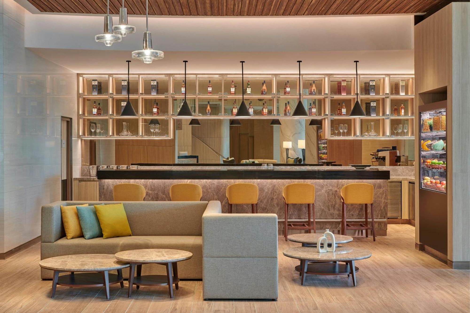 Courtyard By Marriott Setia Alam Hotel Eksteriør billede