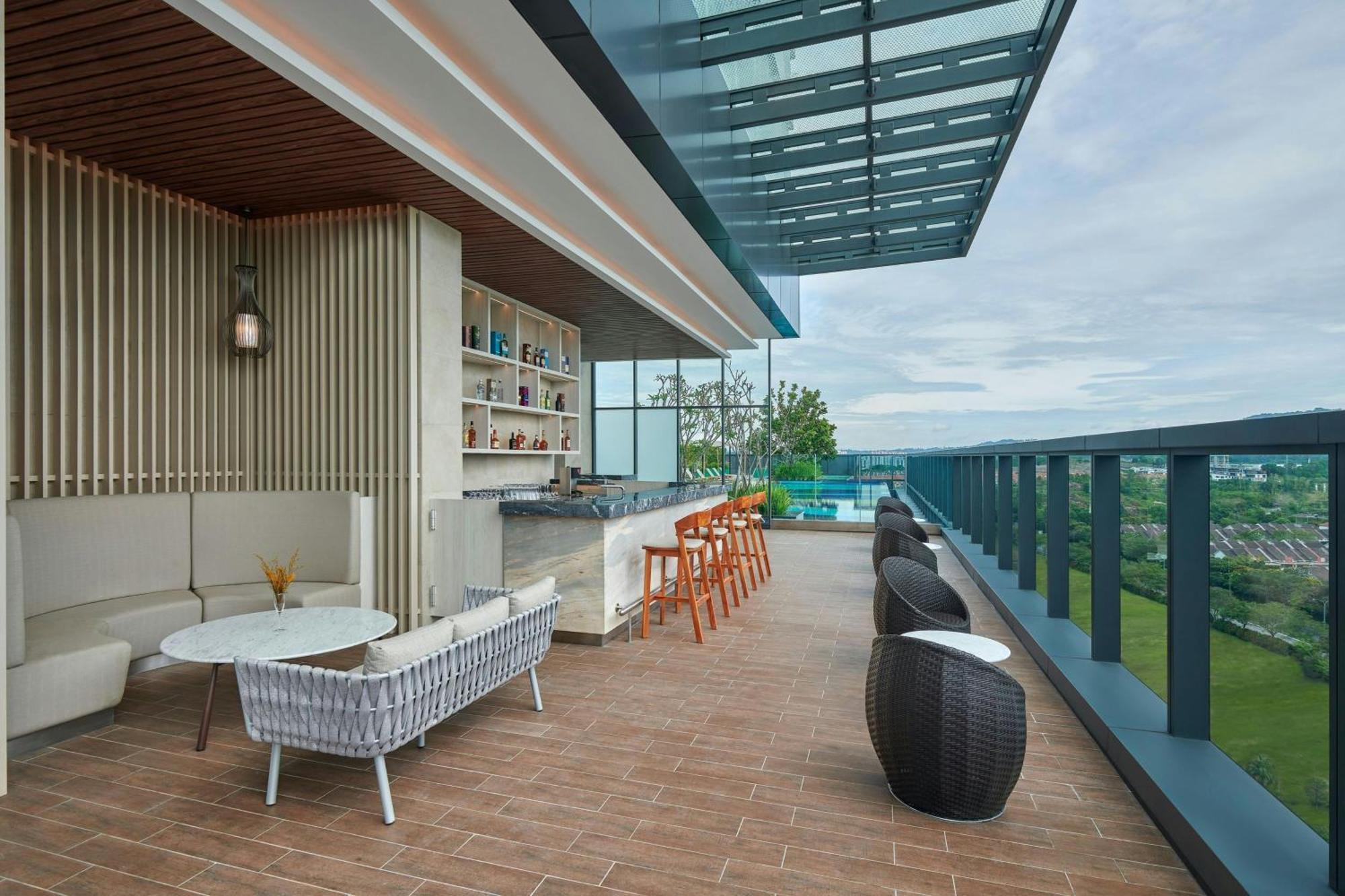 Courtyard By Marriott Setia Alam Hotel Eksteriør billede